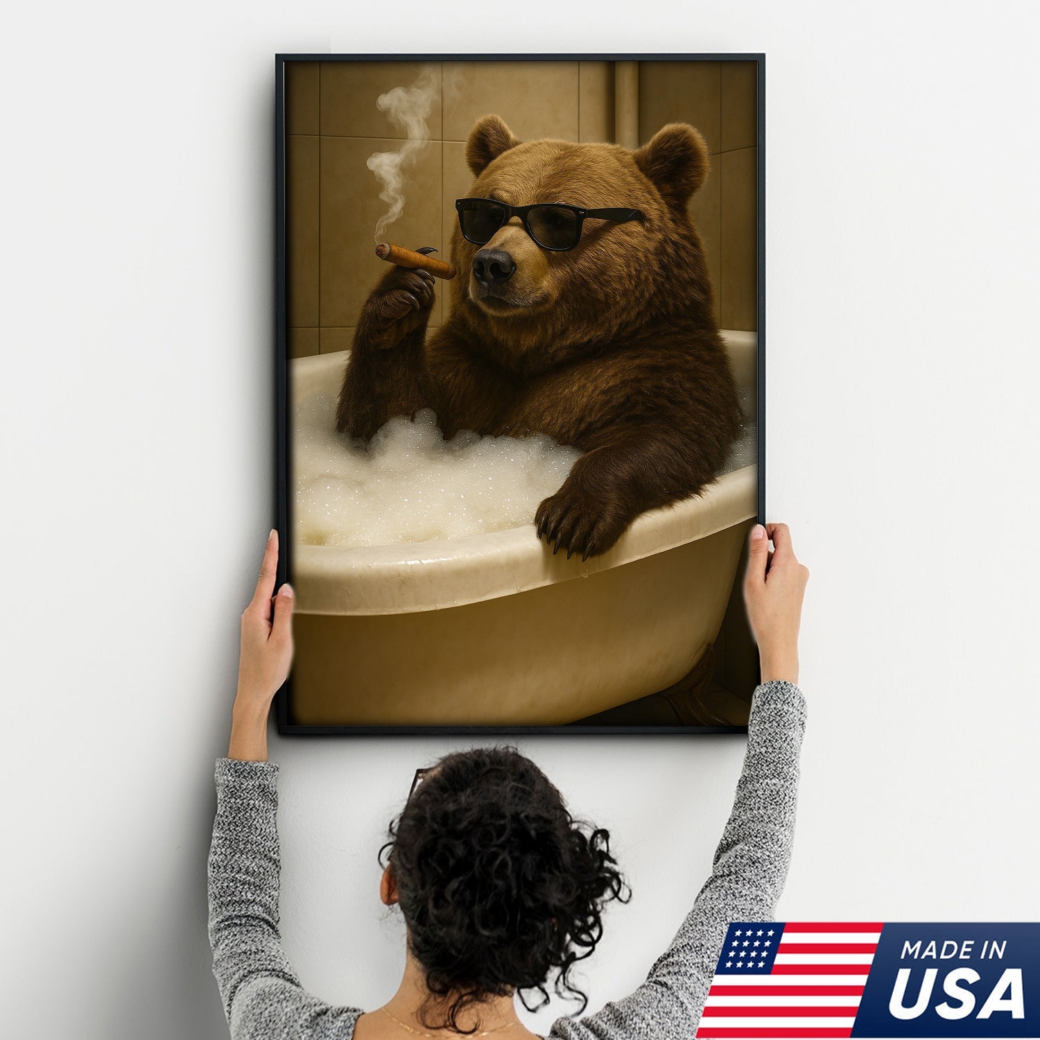 Cool Bear Canvas Wall Art – Funny Relaxing Bathtub Gift for Hunters & Outdoorsmen